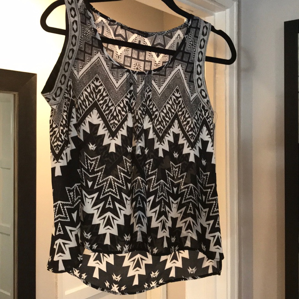 🌸 Beautifully Couture Boho sleeveless top
